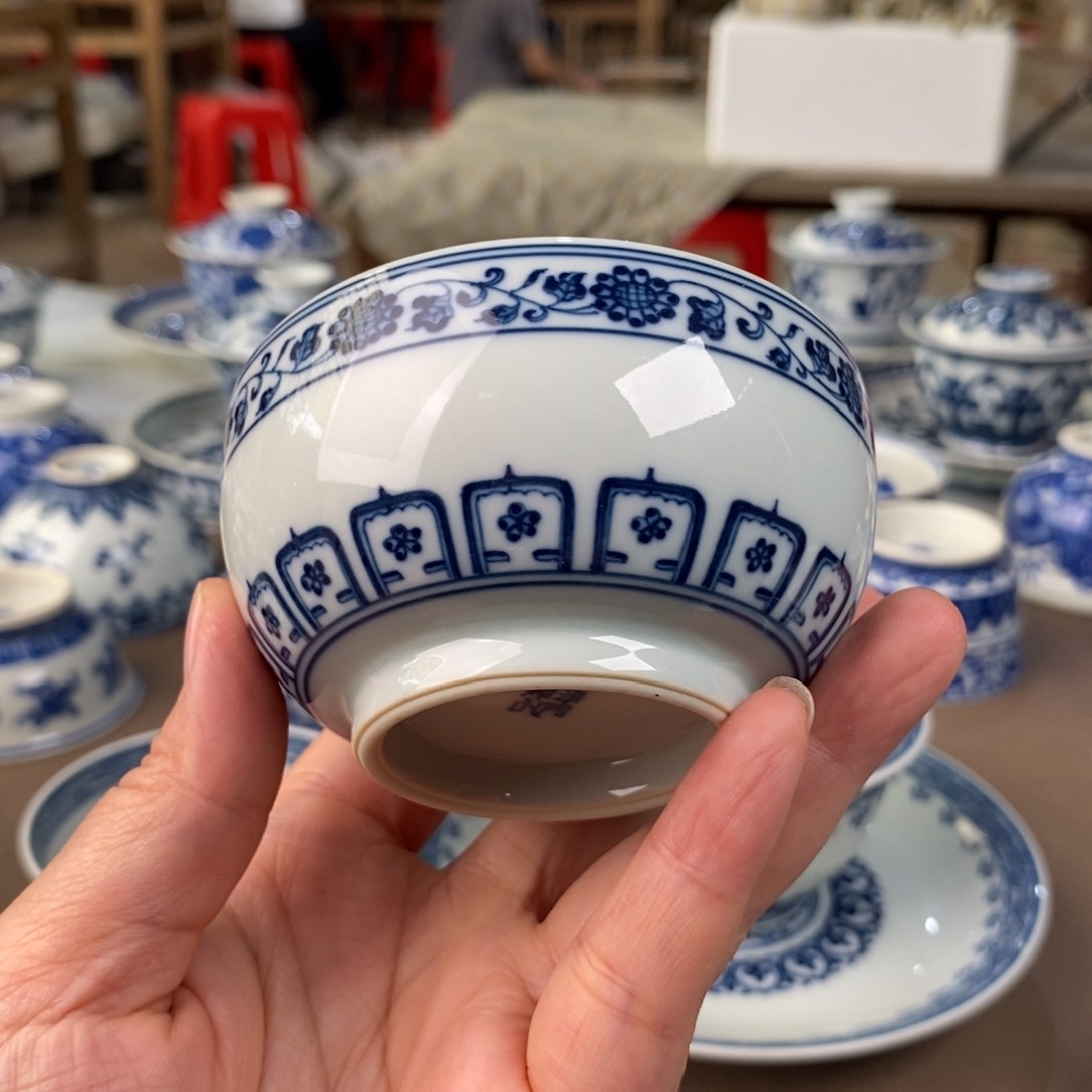 景德镇陶瓷手工手绘