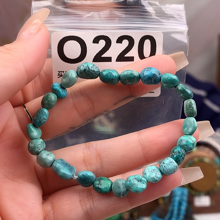 绿松石未镶嵌原矿