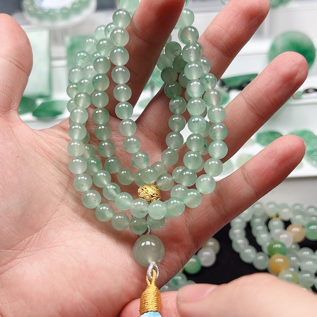 石英质玉项链未镶嵌