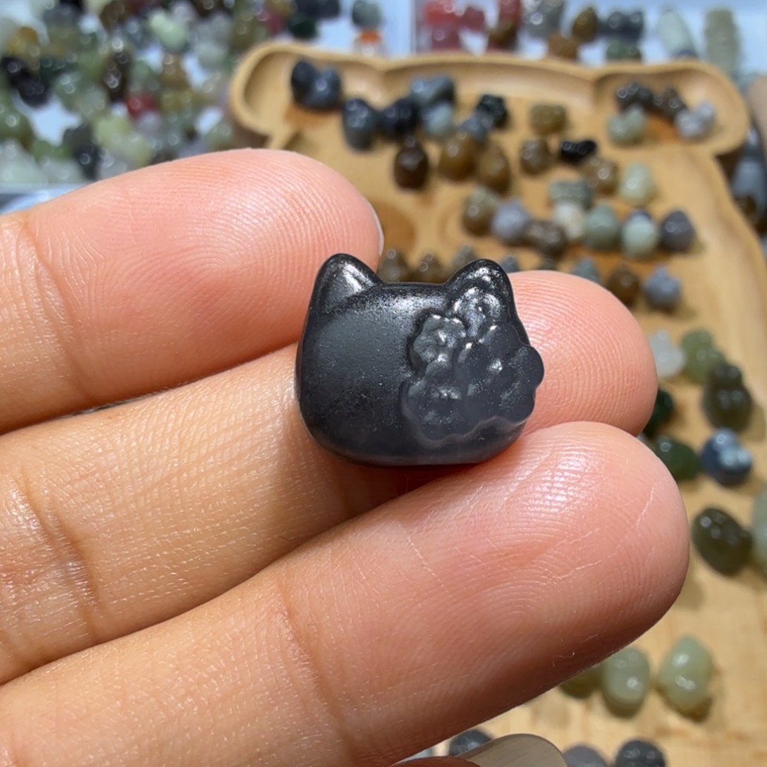 和田玉未镶嵌珠宝奇石