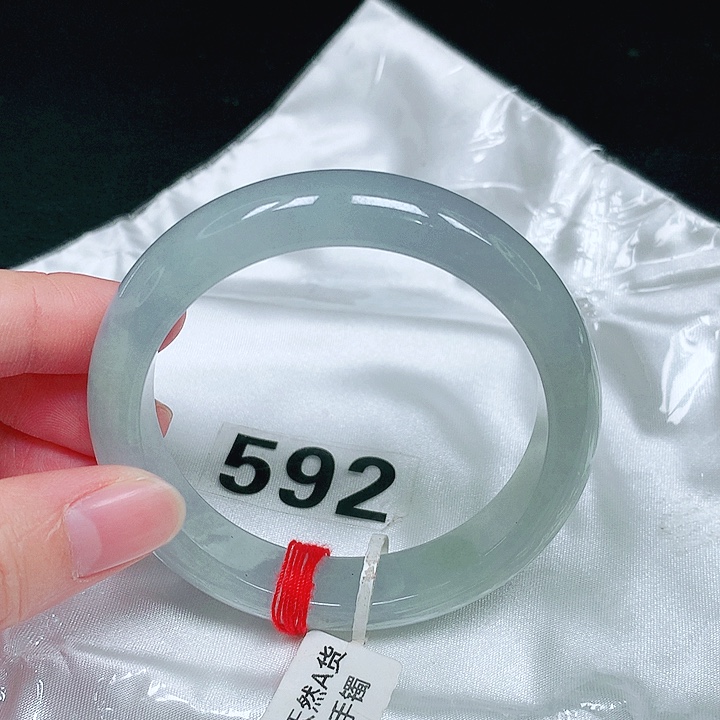 翡翠未镶嵌手镯翡翠手镯未镶嵌