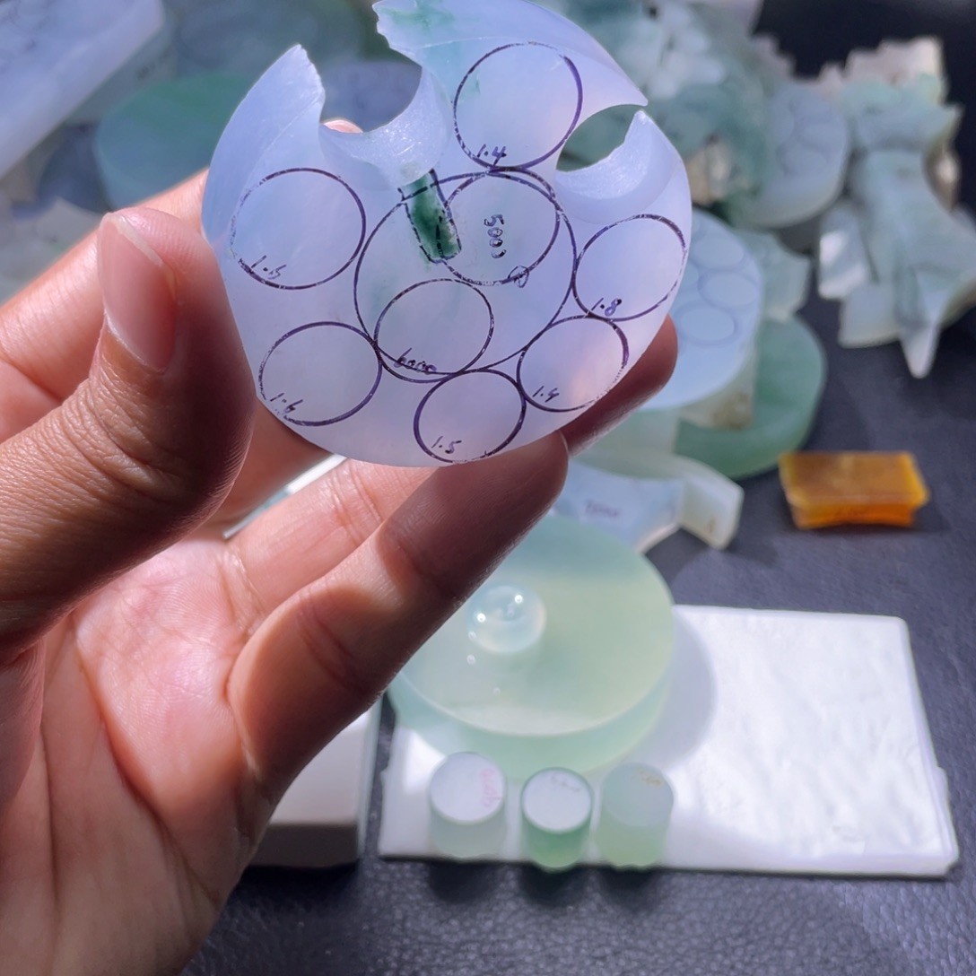 定制翡翠未镶嵌肉****仗平