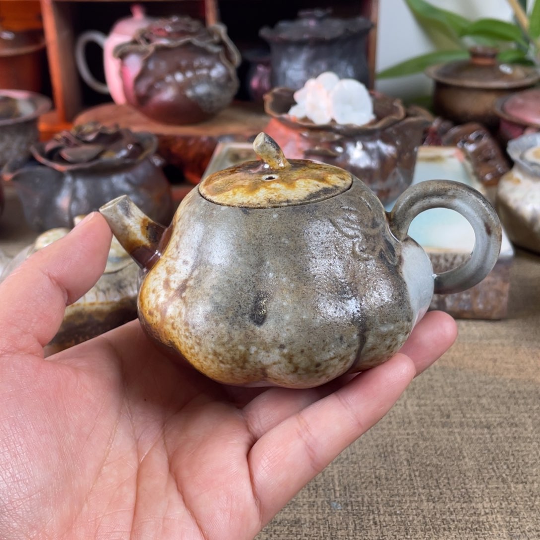 奶瓜。 柴烧。   容量150。   