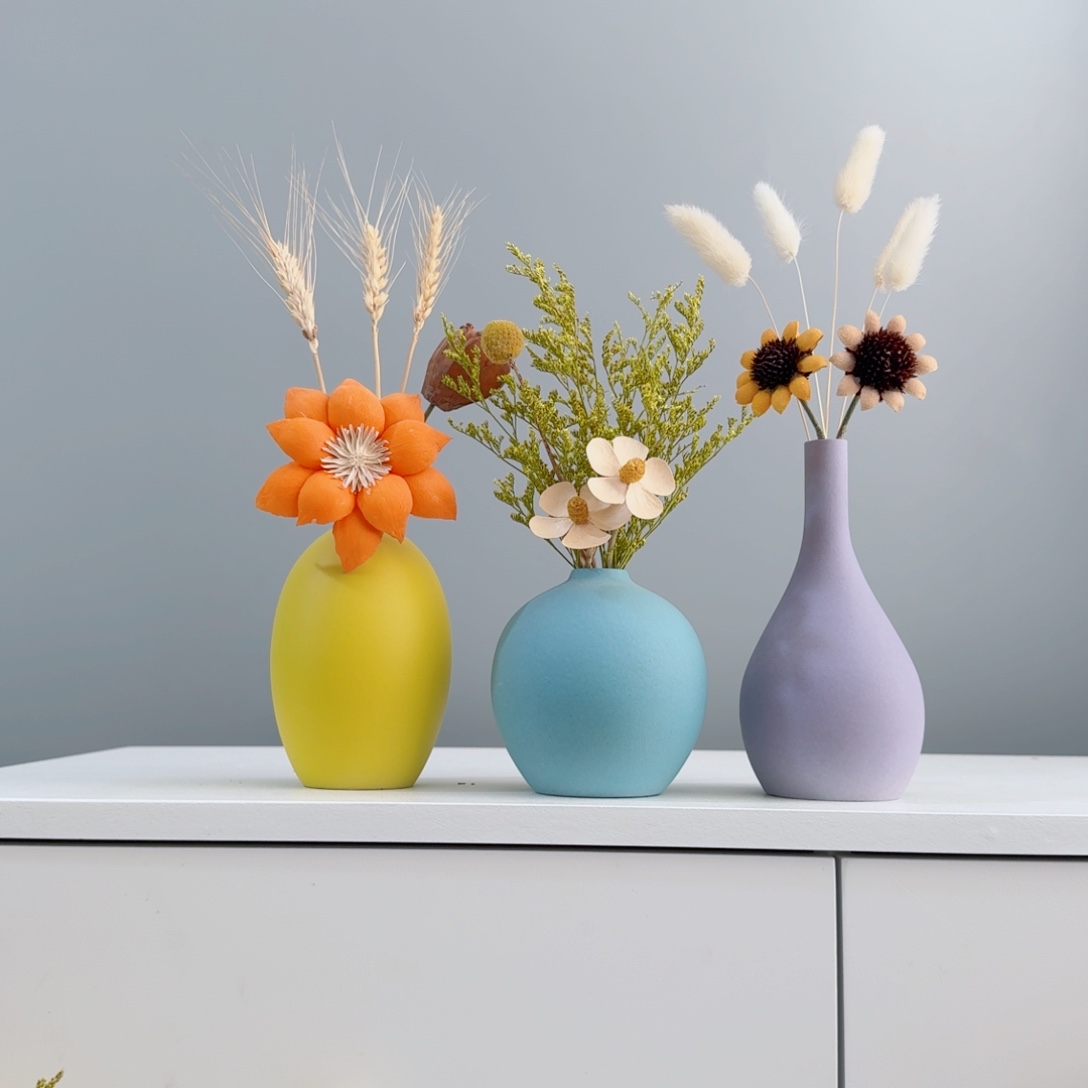 摆件陶瓷小花瓶含花总高约20-30cm