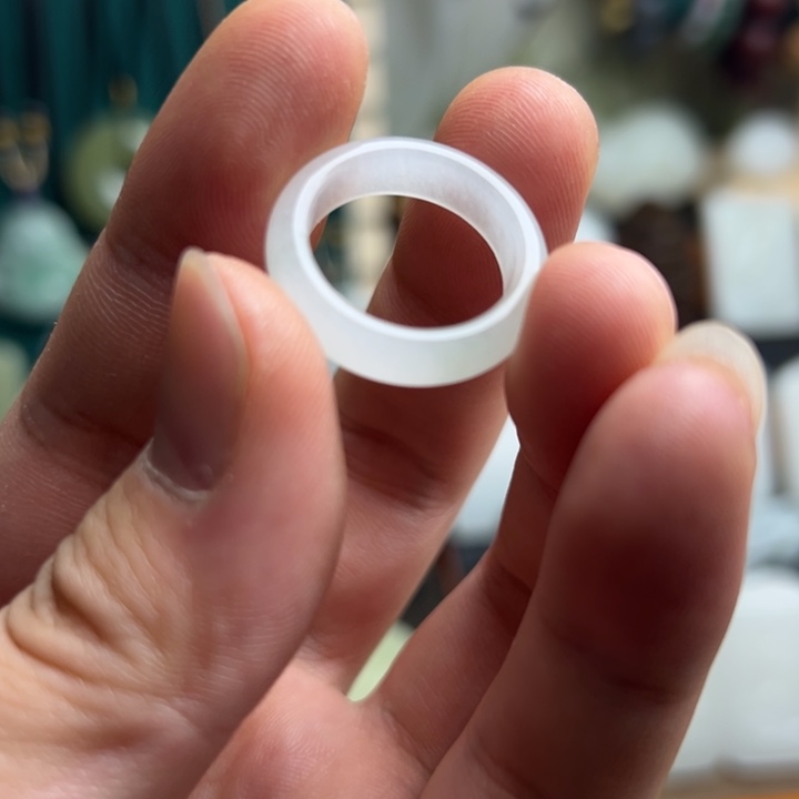 飘花戒圈  完美无瑕