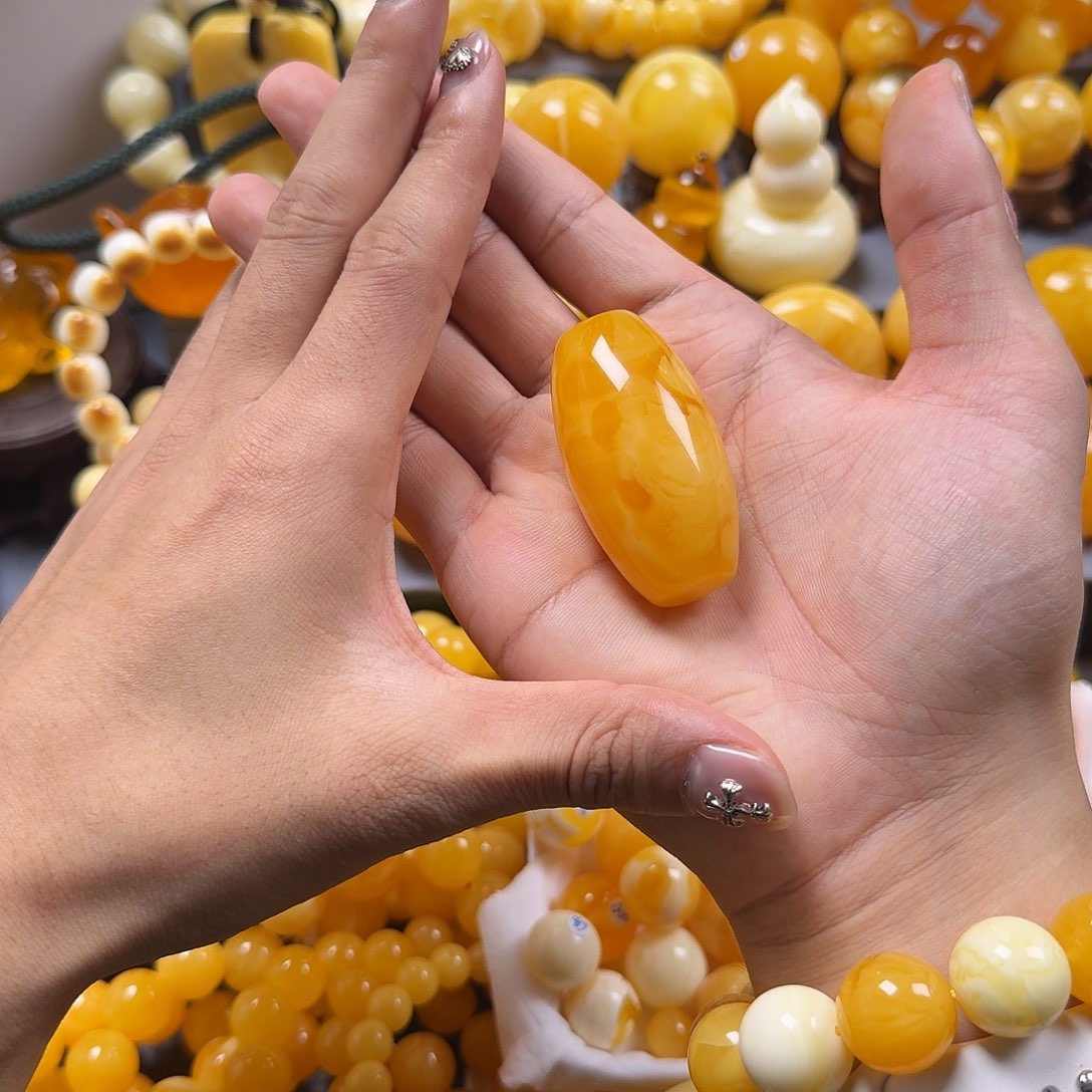 琥珀珠宝奇石未镶嵌桶珠