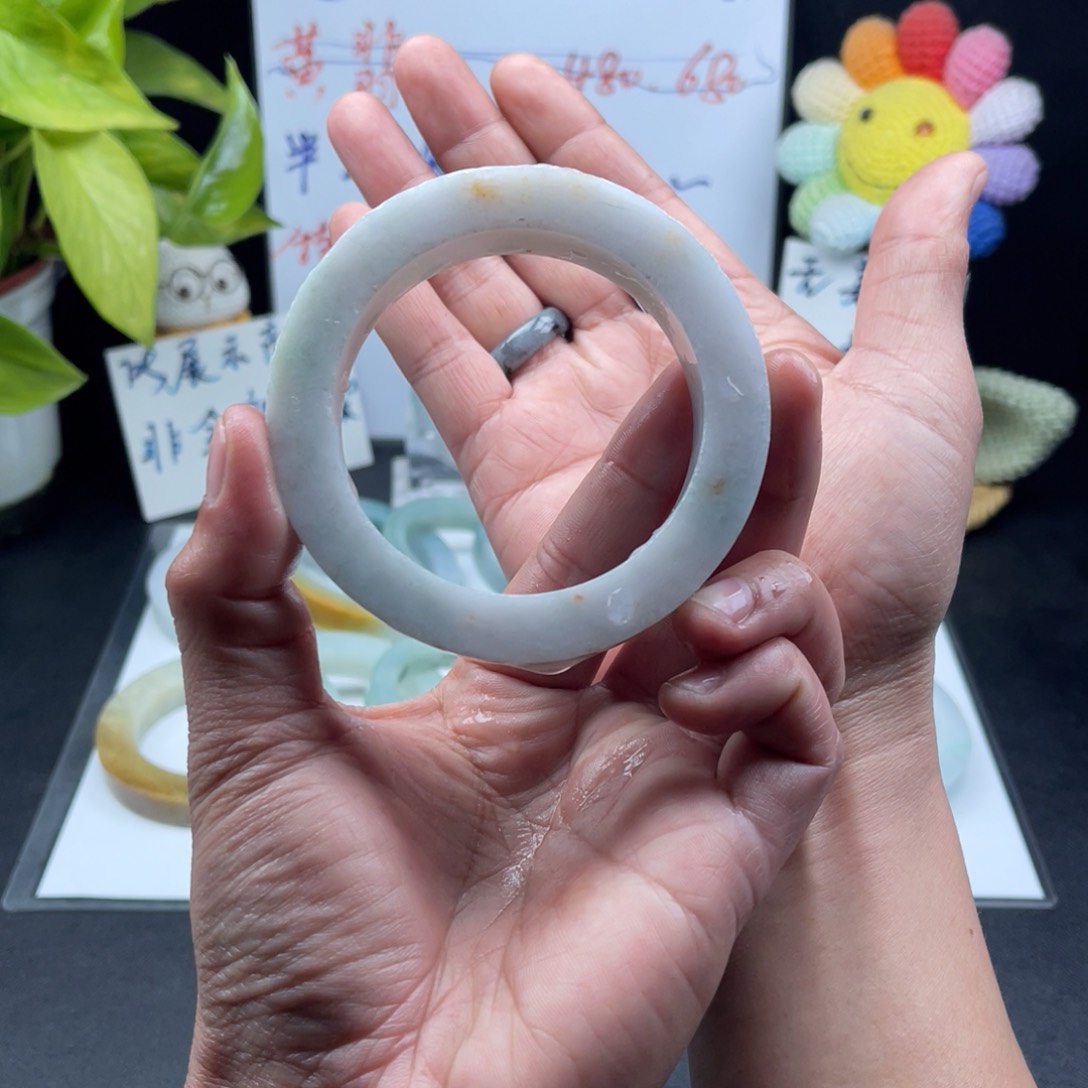 【闪购商品】定制翡翠58-63正圈未镶嵌手镯