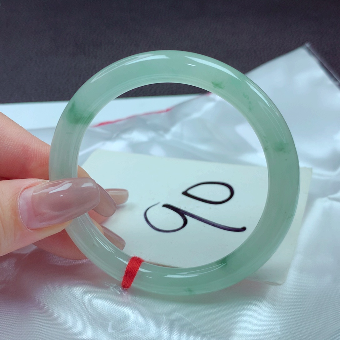 翡翠手镯未镶嵌手镯54