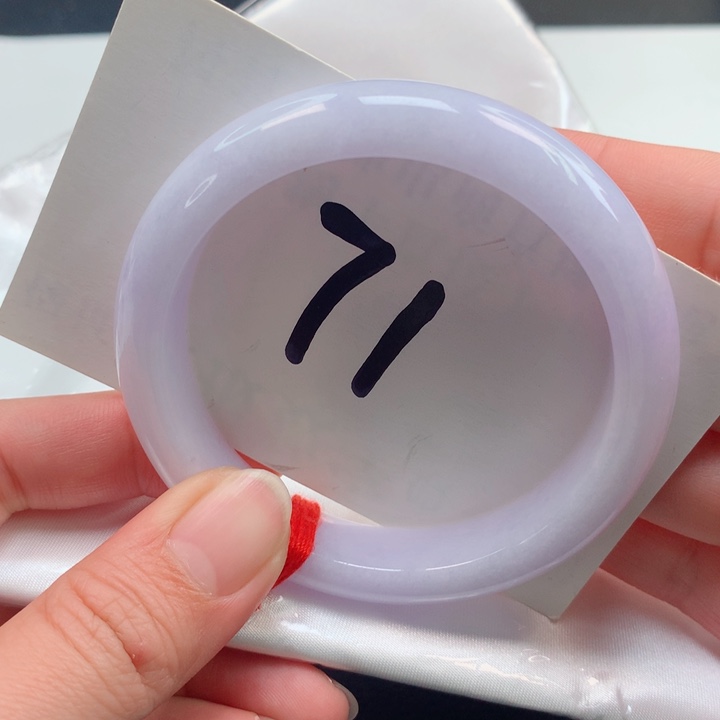 翡翠手镯未镶嵌正