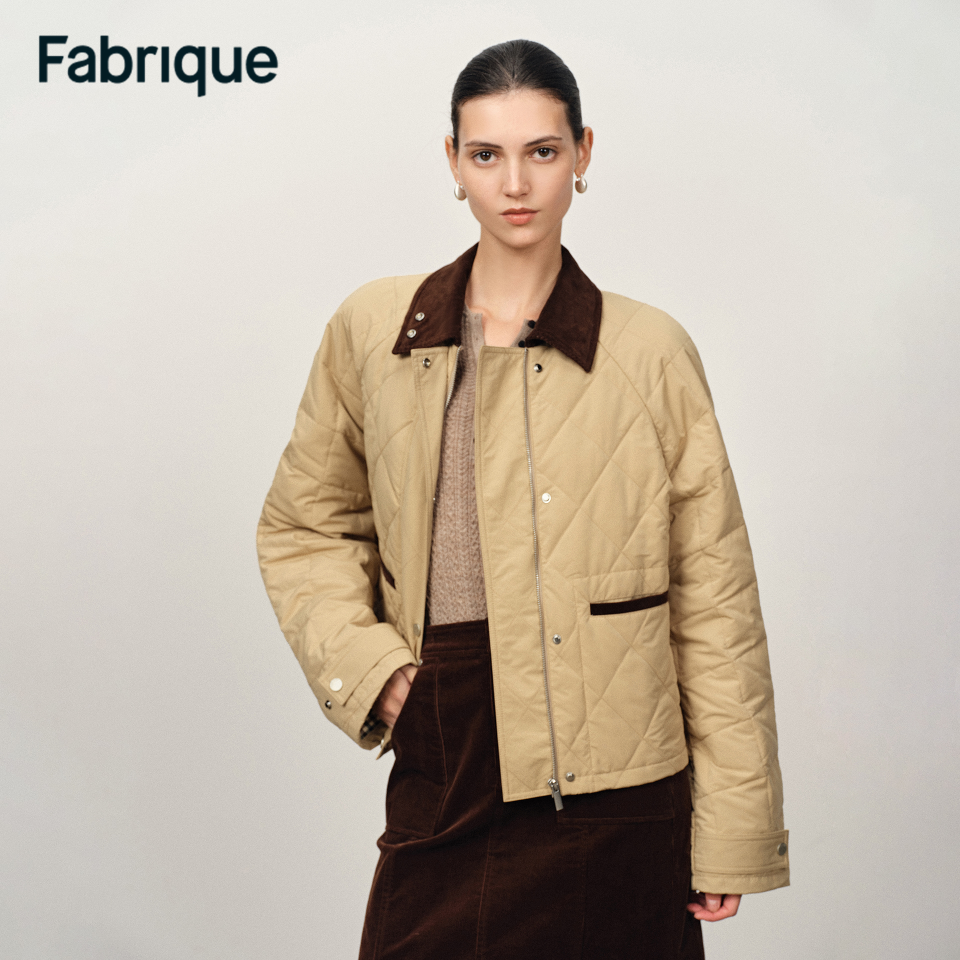 Fabrique Skye 秋冬卡其色防泼水鸭绒英伦风翻领合身轻薄羽绒服