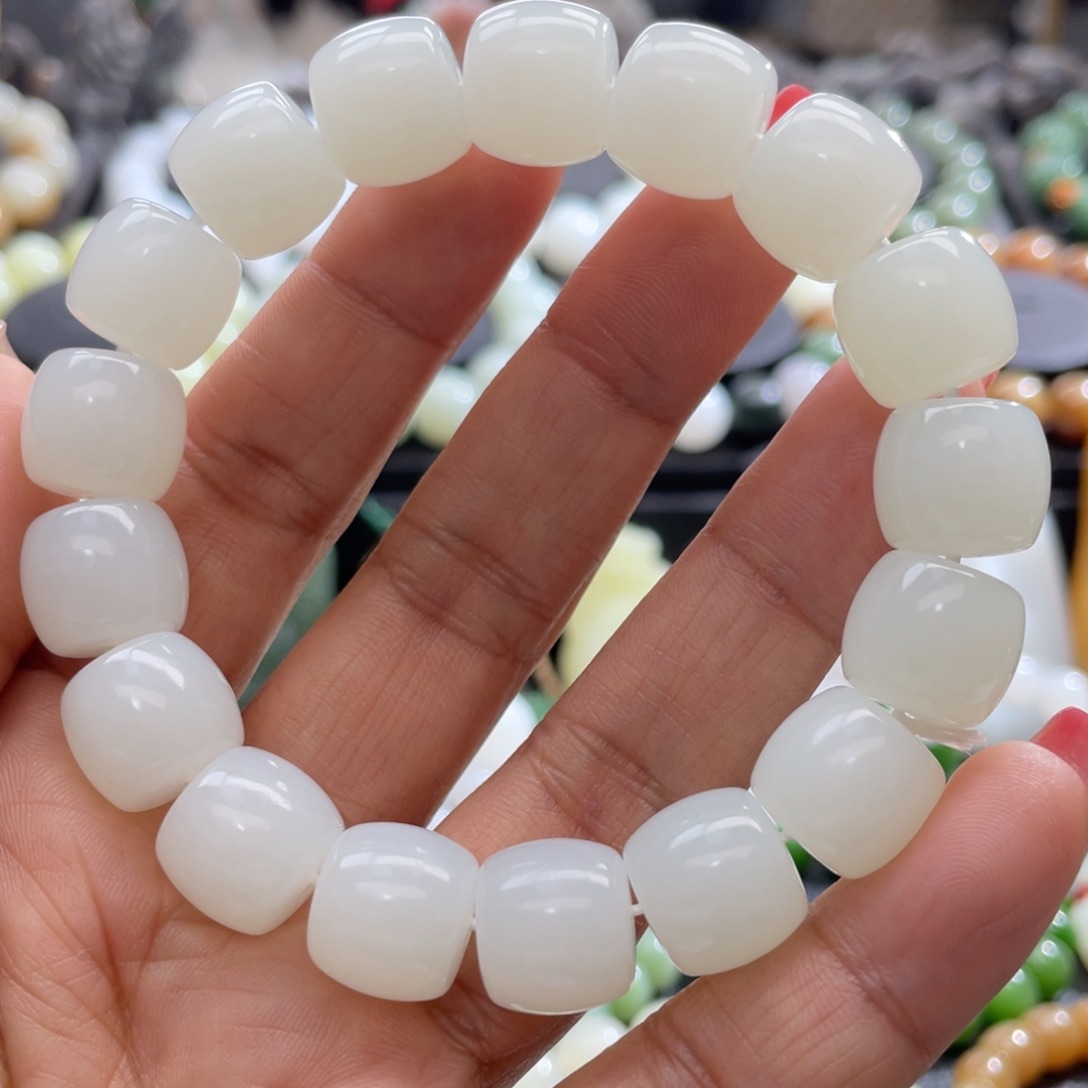 和田玉手串未镶嵌