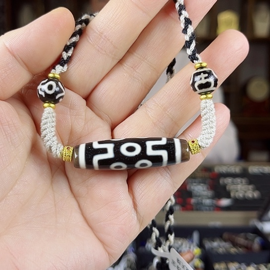 玛瑙/玉髓颈饰合金