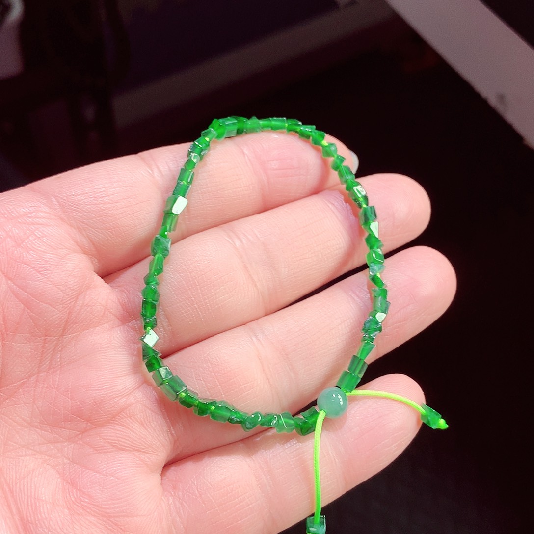 翡翠手链未镶嵌天然翡翠手链未镶嵌