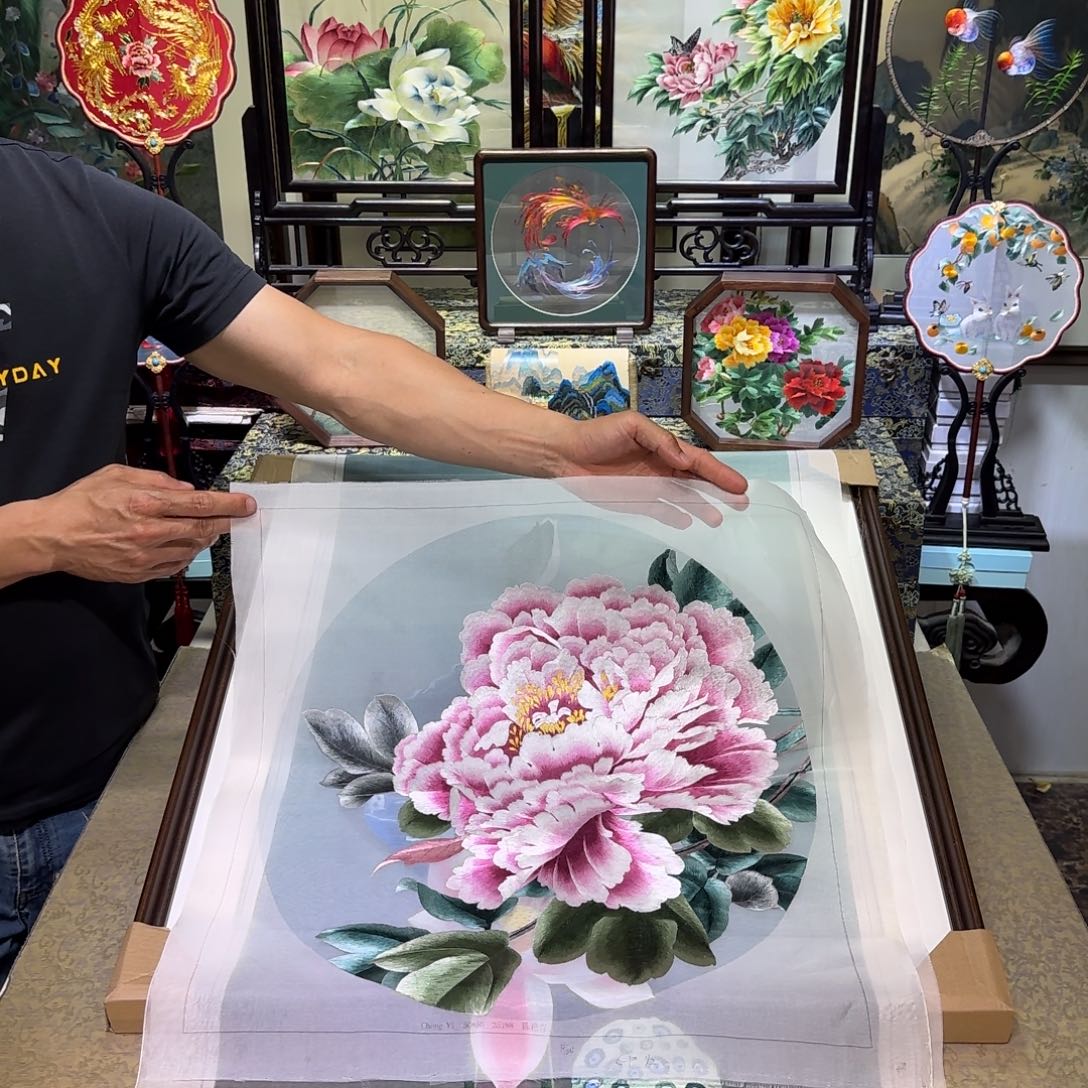 刺绣刺绣工艺精湛