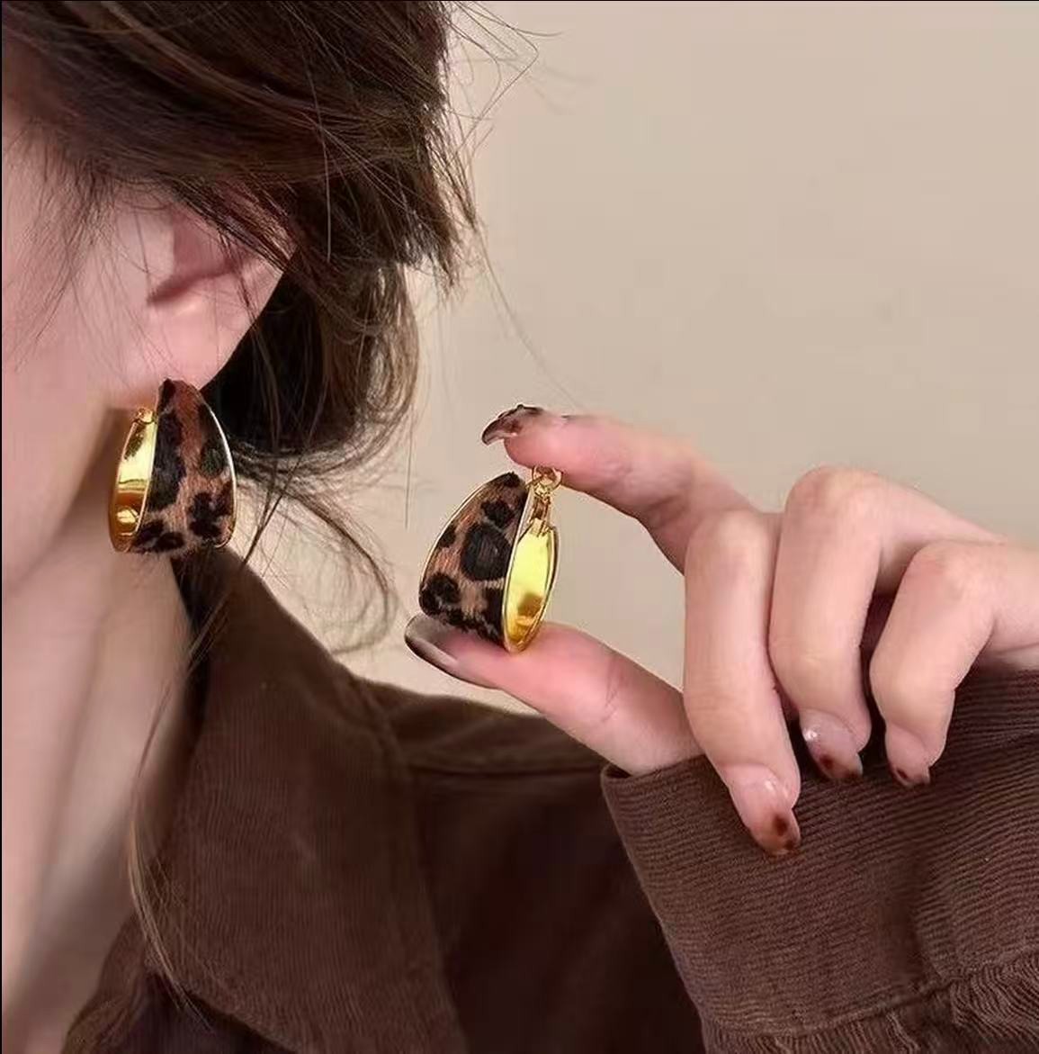 合金耳饰 A-200复古几何宽边豹纹圆圈耳圈耳环夸张小众气质8137