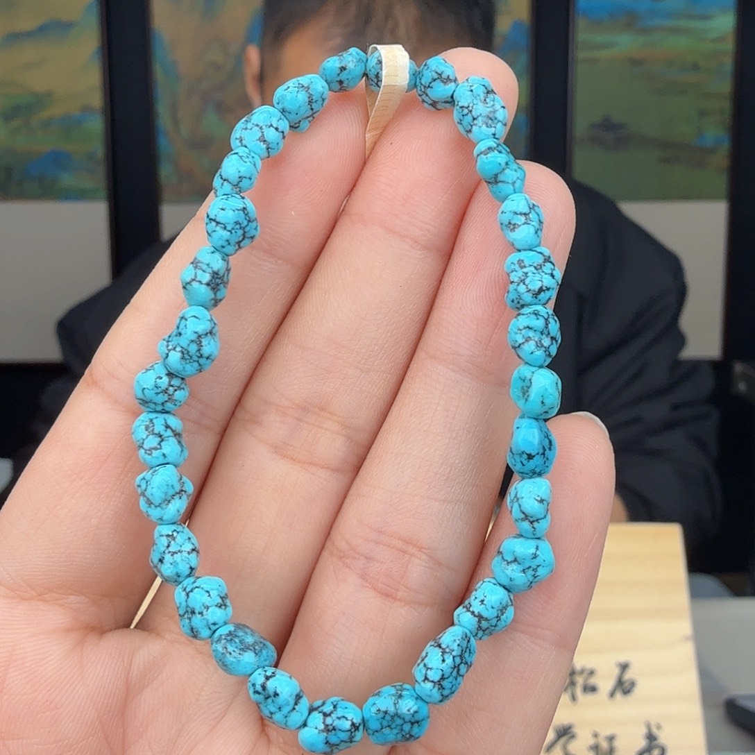 绿松石未镶嵌珠宝奇石