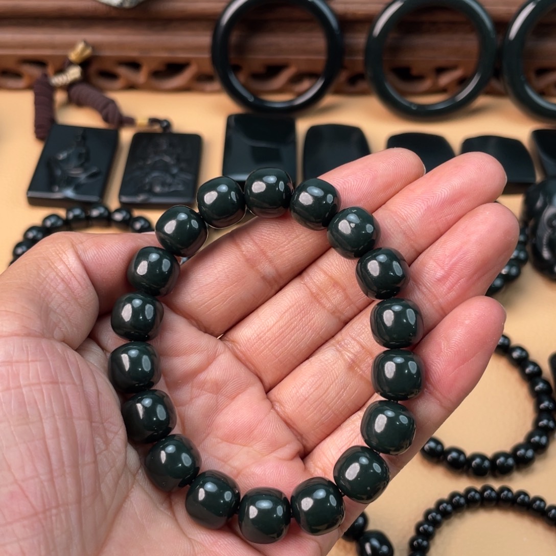 和田玉未镶嵌手链