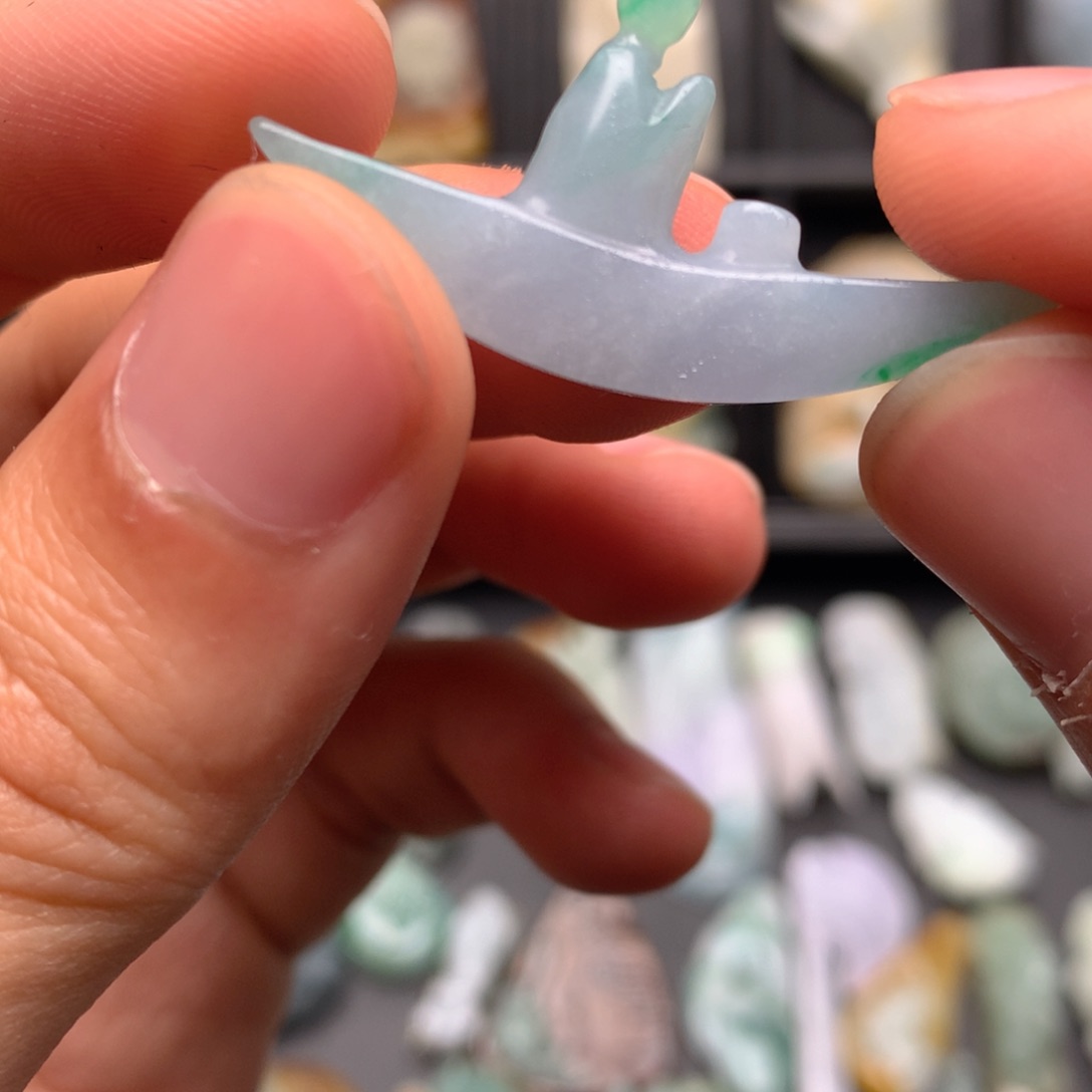 定制翡翠未镶嵌翡翠