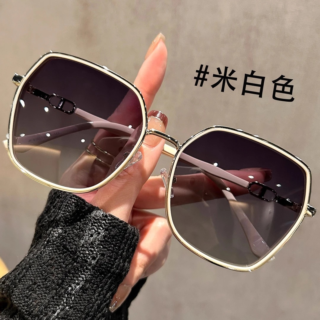 2026新款大框墨镜女款方圆脸闪粉设计太阳镜防辐射防紫外线眼镜