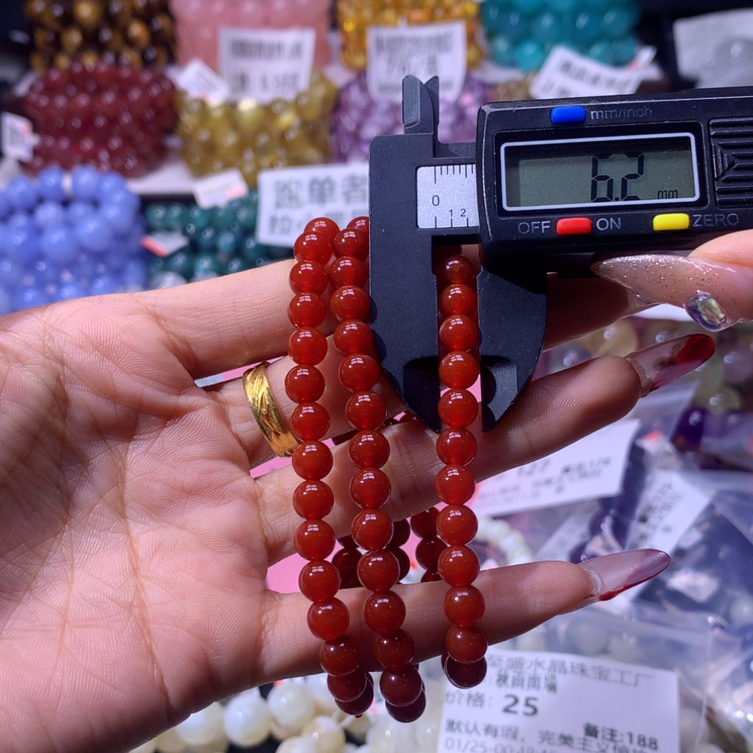 【闪购商品】水晶手串未镶嵌4号红玛瑙6m
