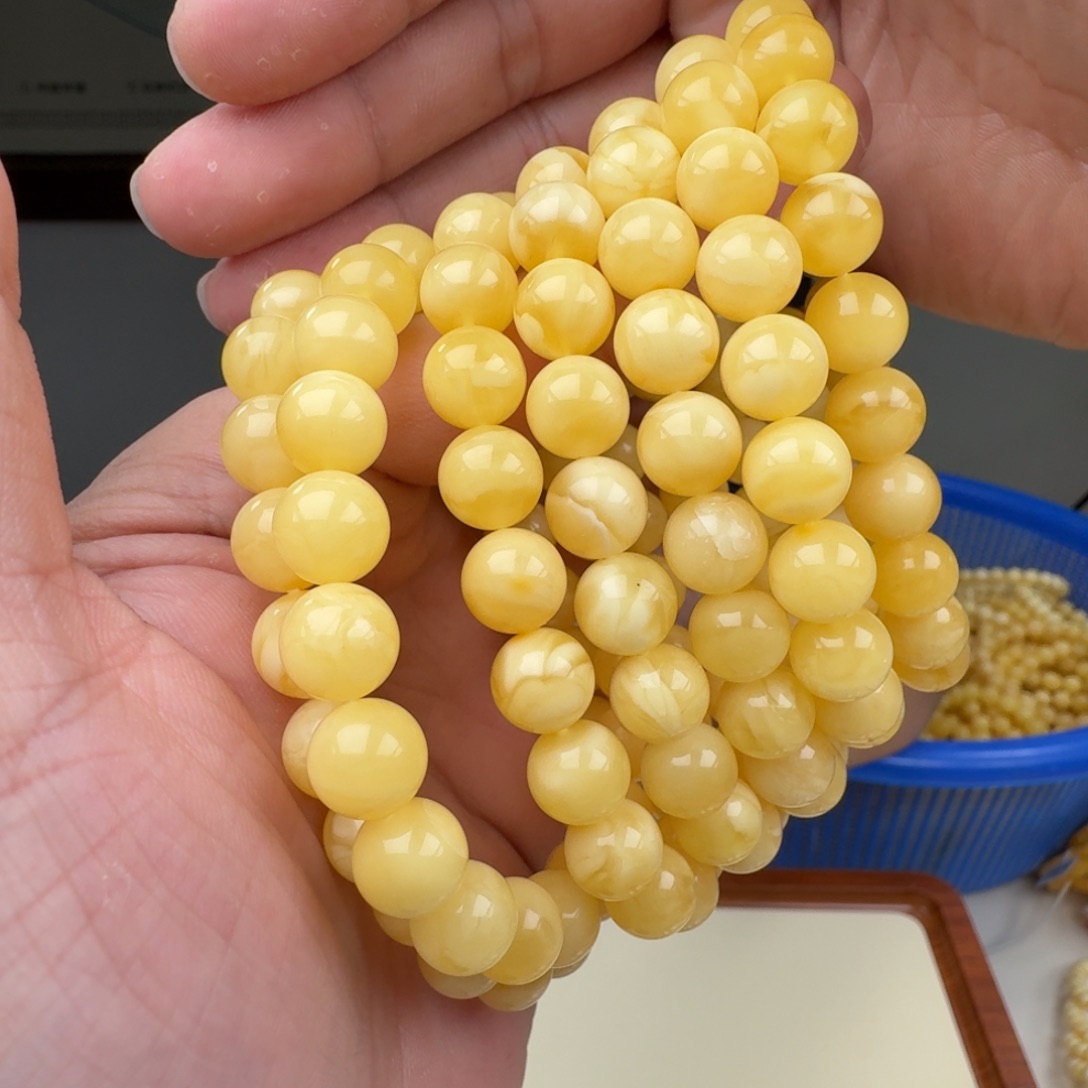 琥珀未镶嵌手链多样性发其一
