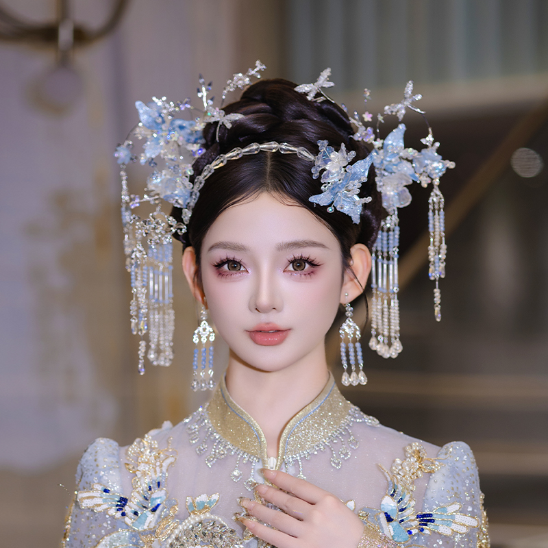 合金婚庆饰品 新娘中式减龄白月光银蓝色花步摇发簪结婚发饰G0244