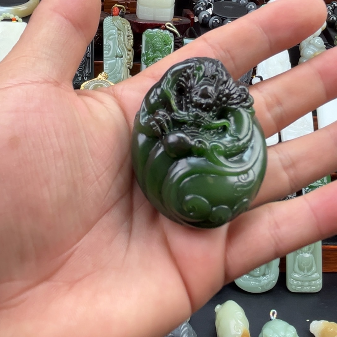 和田玉未镶嵌挂件