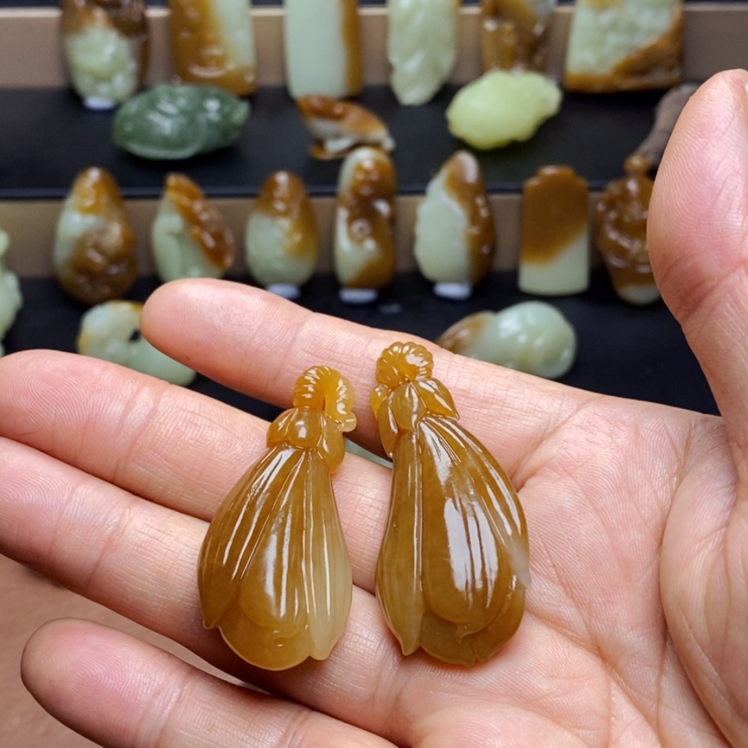 和田玉未镶嵌吊坠(不含链)