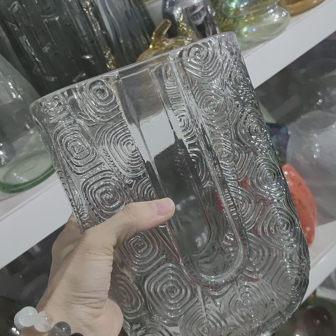 无铅玻璃18x24手工测量会有误差