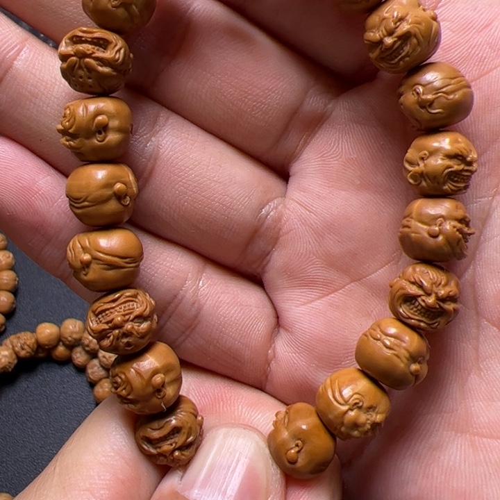 猴头核桃手串呢就