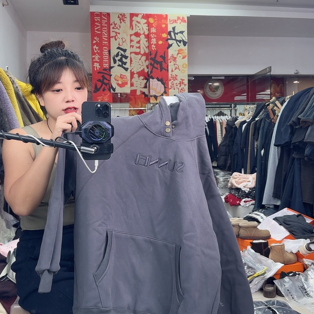 23350灰色加绒卫衣