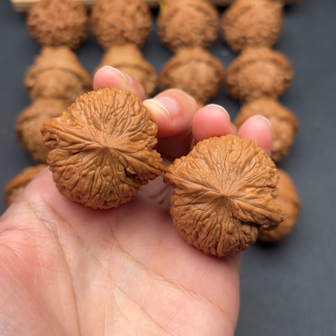 文玩核桃把件泥鳅背40