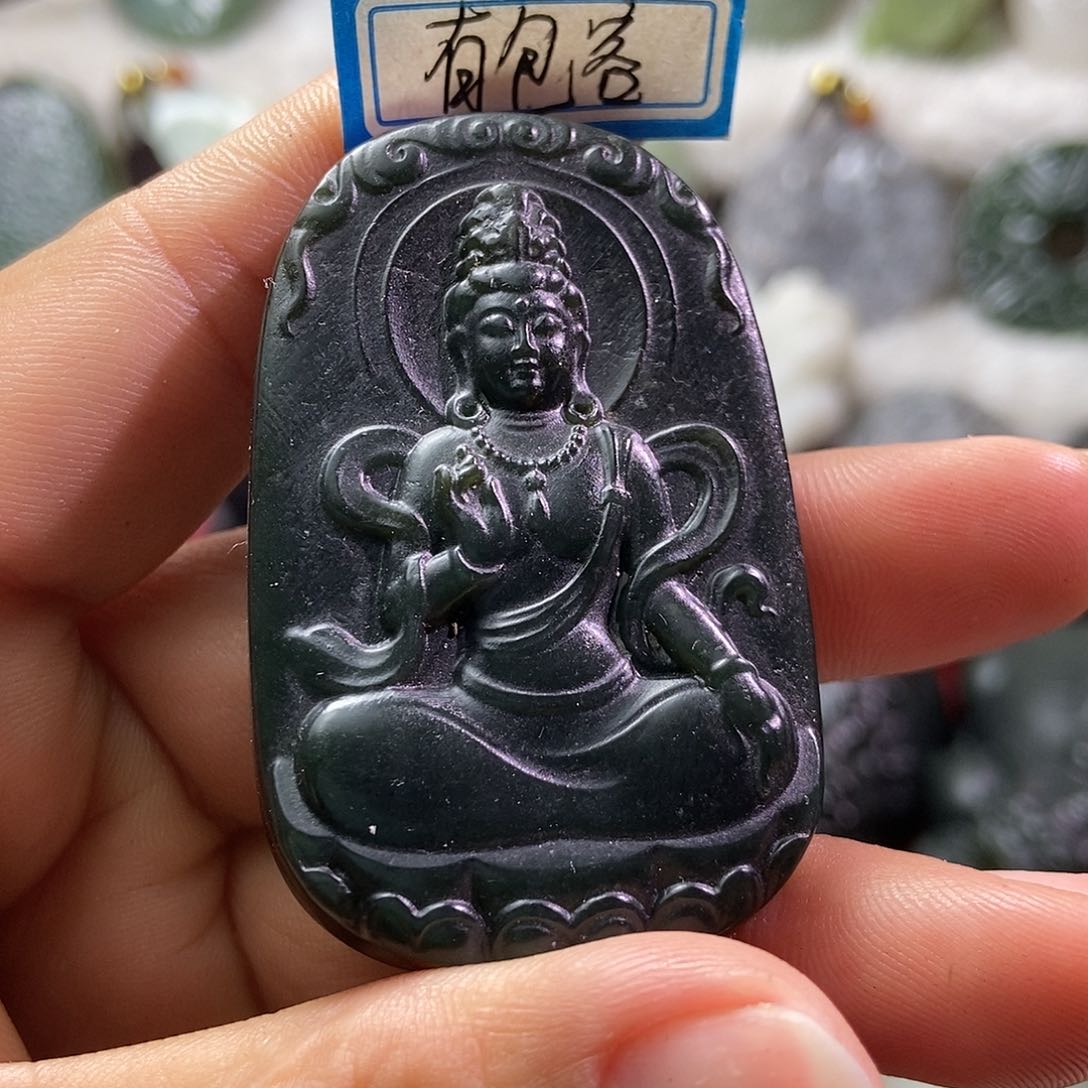 和田玉（糖玉）颈饰未镶嵌