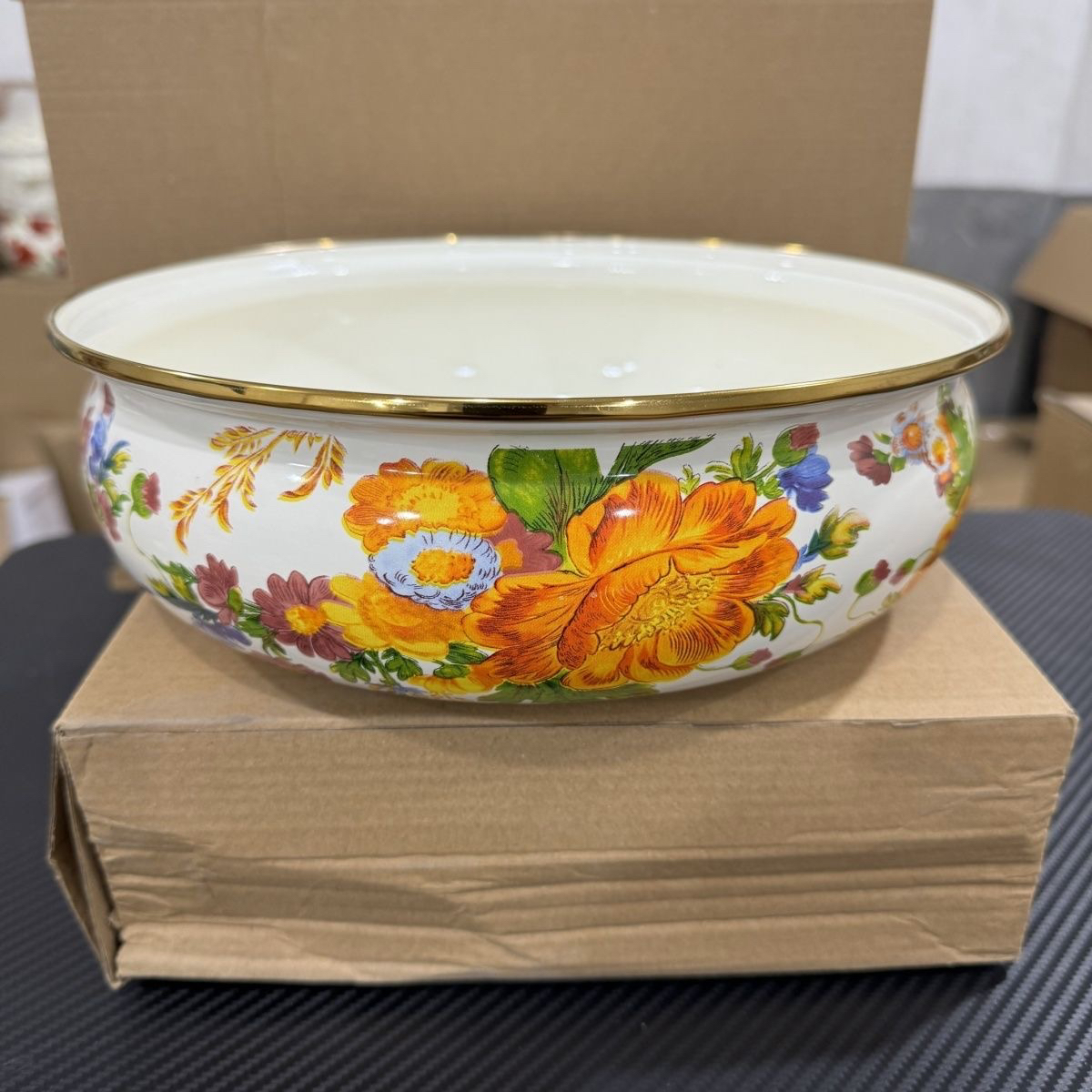 【正品加厚】20公分珐琅家用白依兰花如意盆一个