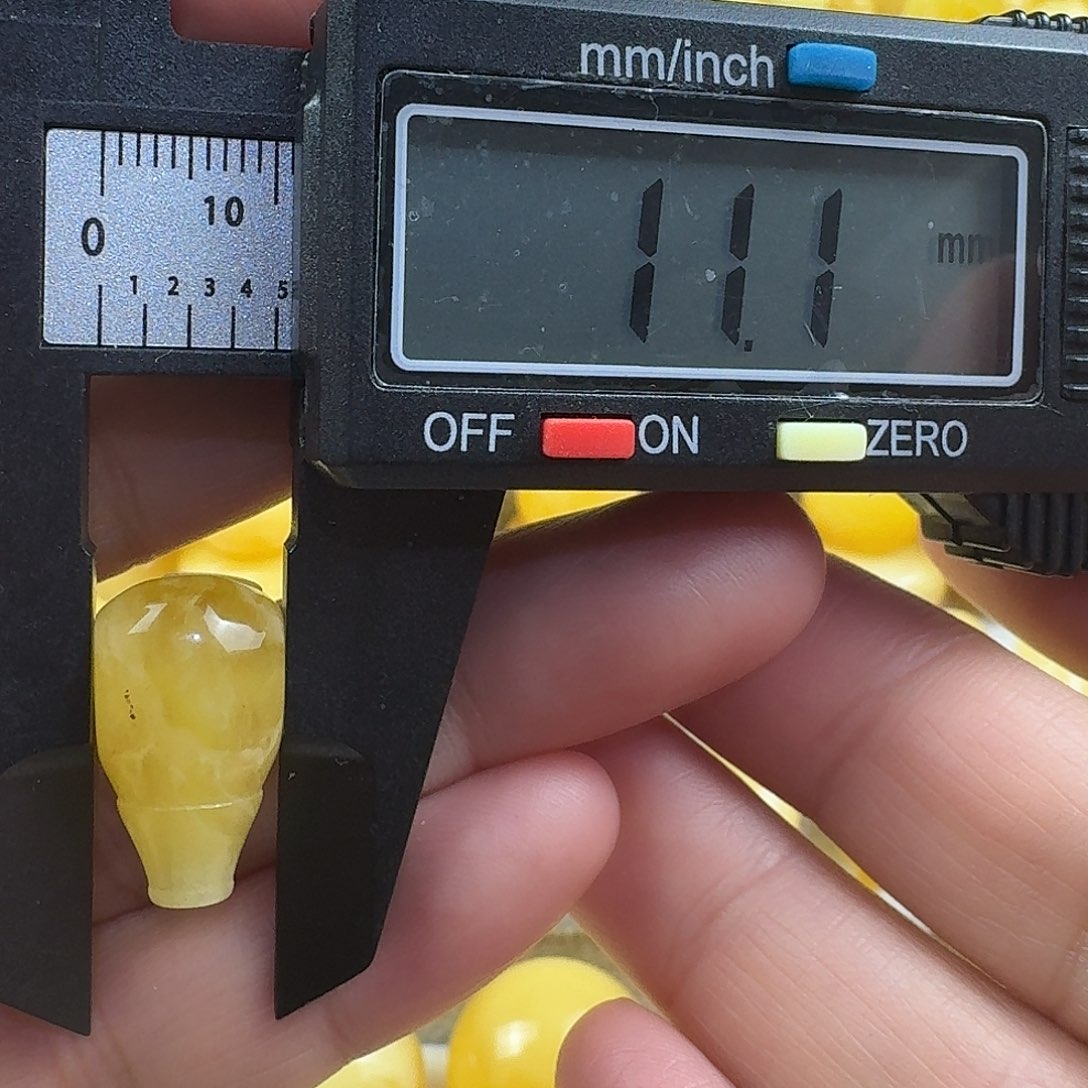 蜜蜡未镶嵌裸石17杂