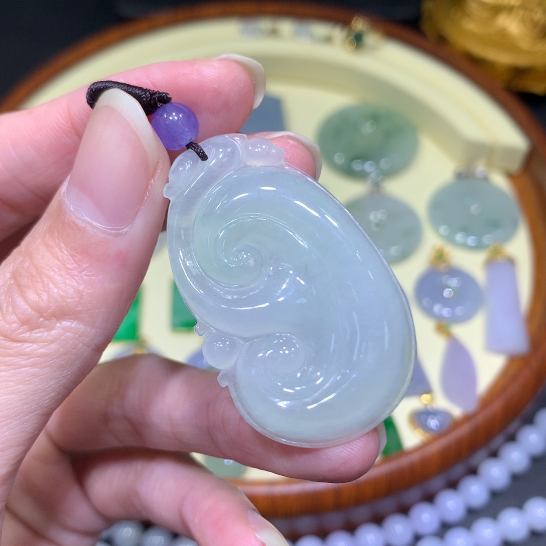 翡翠吊坠(不含链)未镶嵌