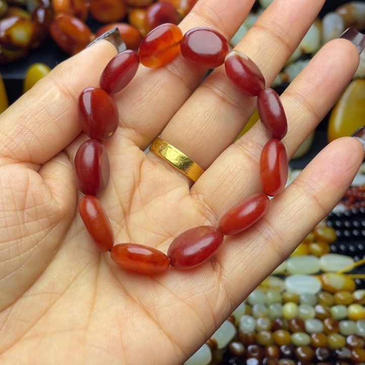 和田玉未镶嵌手链