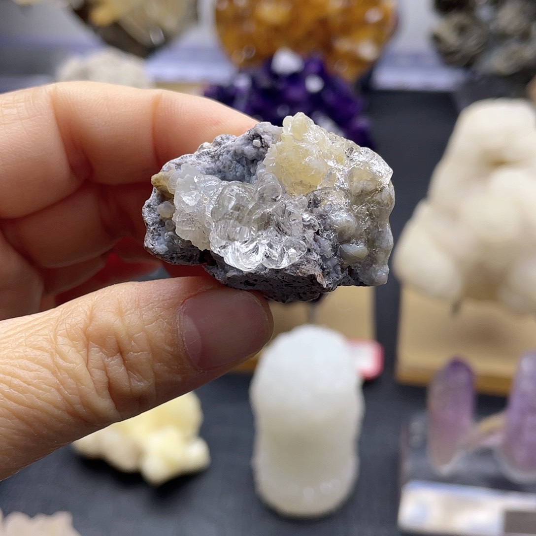 5坦桑石（处理）玉滴石