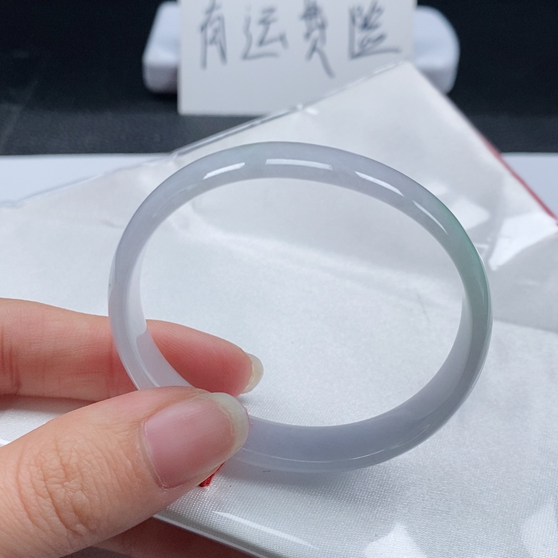 【闪购商品】翡翠手镯（贵妃镯）未镶嵌358号