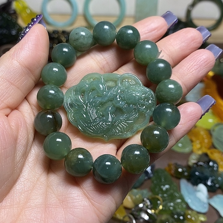 蛇纹石玉手串未镶嵌