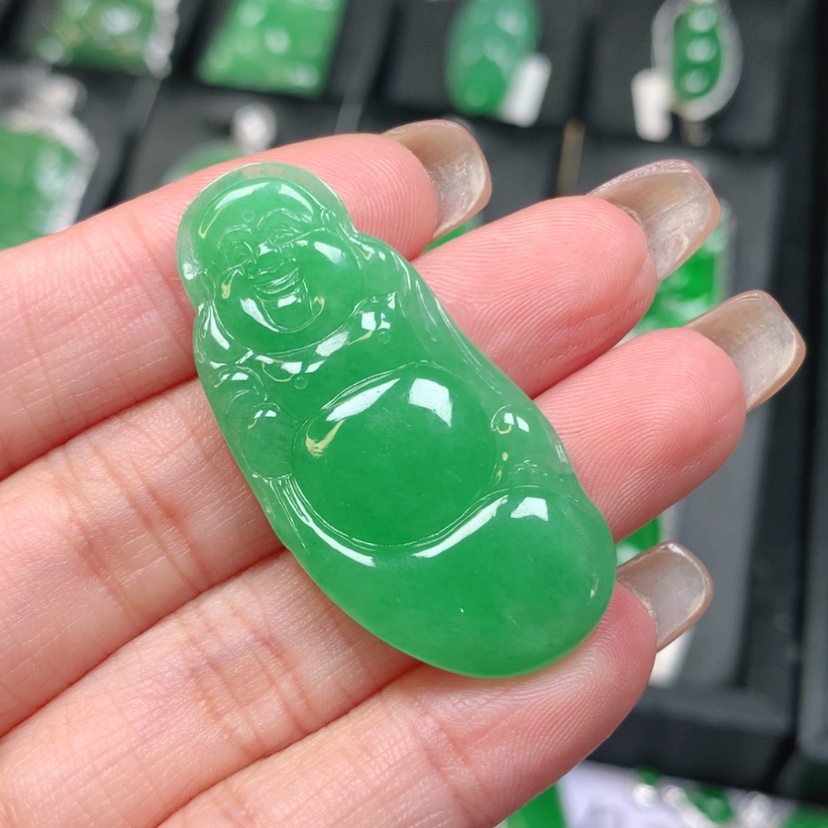 【闪购商品】翡翠未镶嵌颈饰弥勒佛