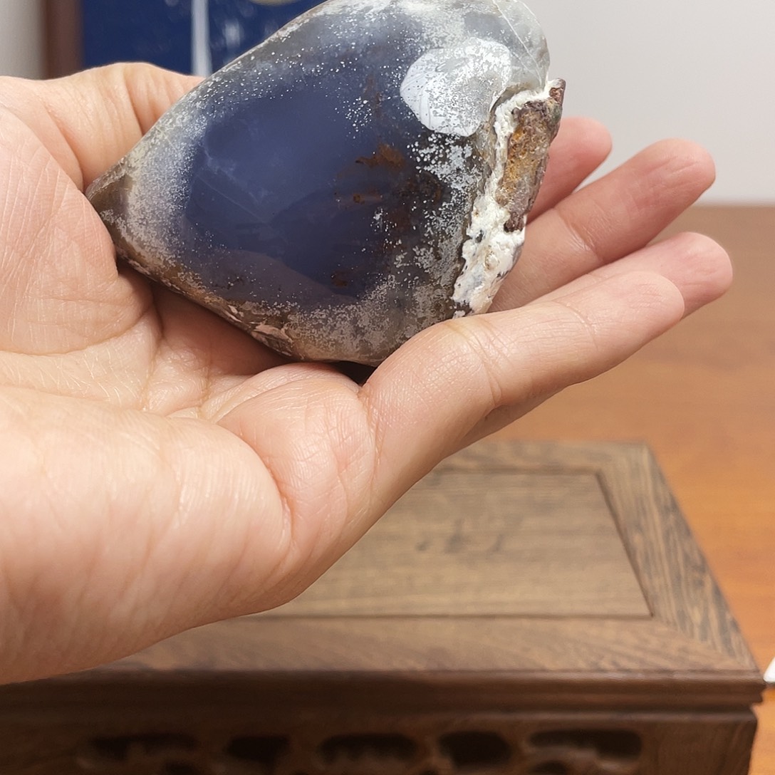 绿***衣玛瑙/玉髓未镶嵌珠宝奇石