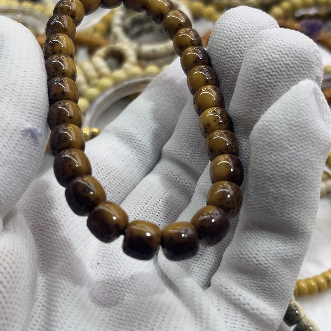 星月菩提吊坠河豚