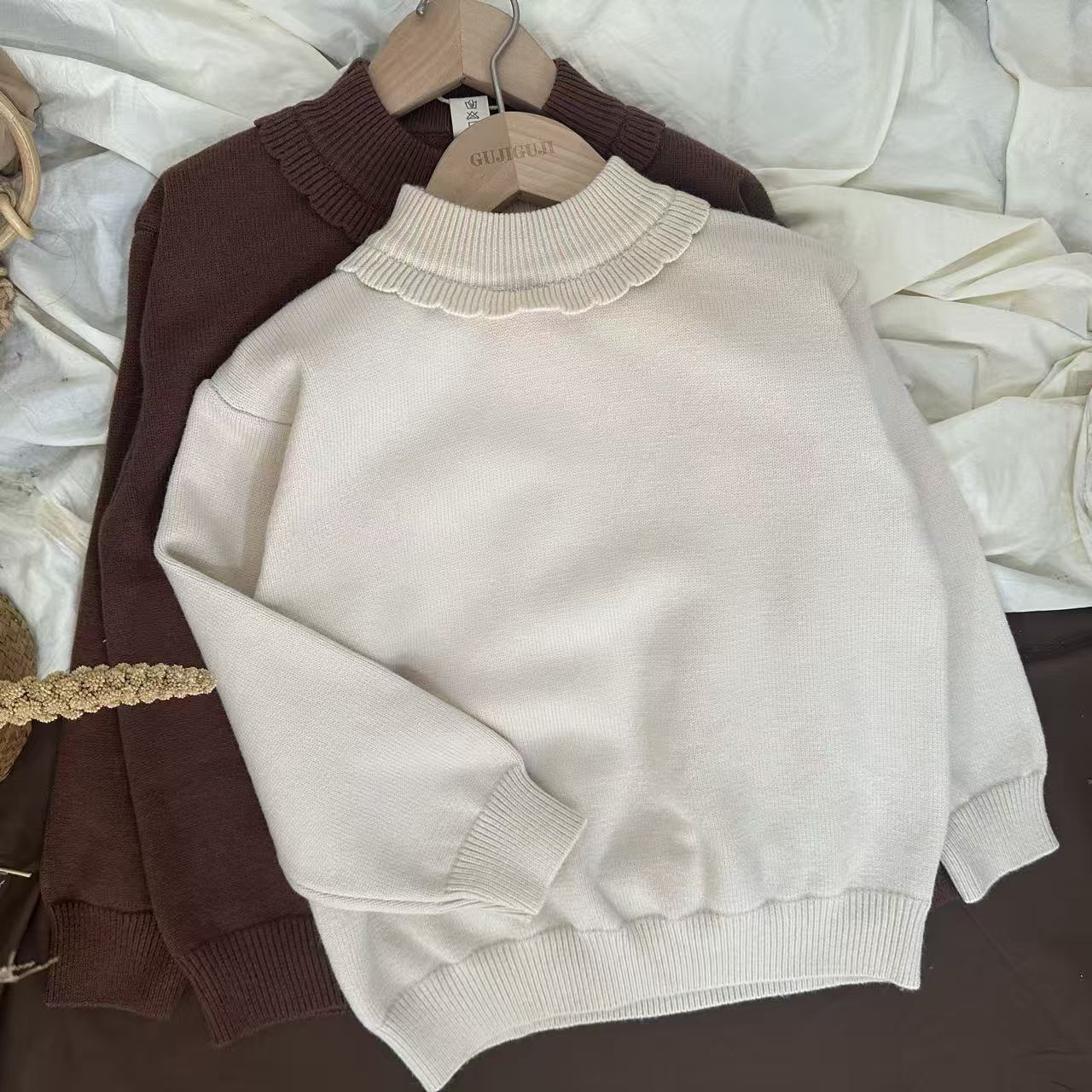  秋冬款新款女童圆领花朵边纯色时尚童装春秋韩版百搭毛衣长袖