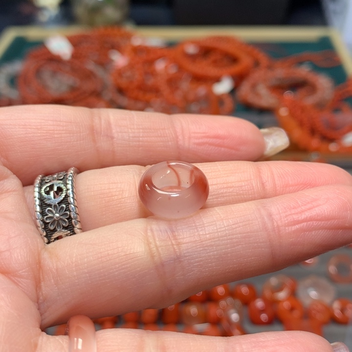 【闪购商品】南红玛瑙跑环未镶嵌太*雨