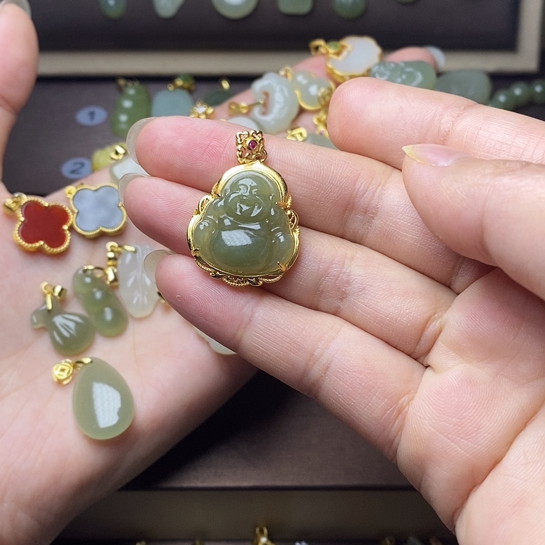 和田玉颈饰银S925镶嵌