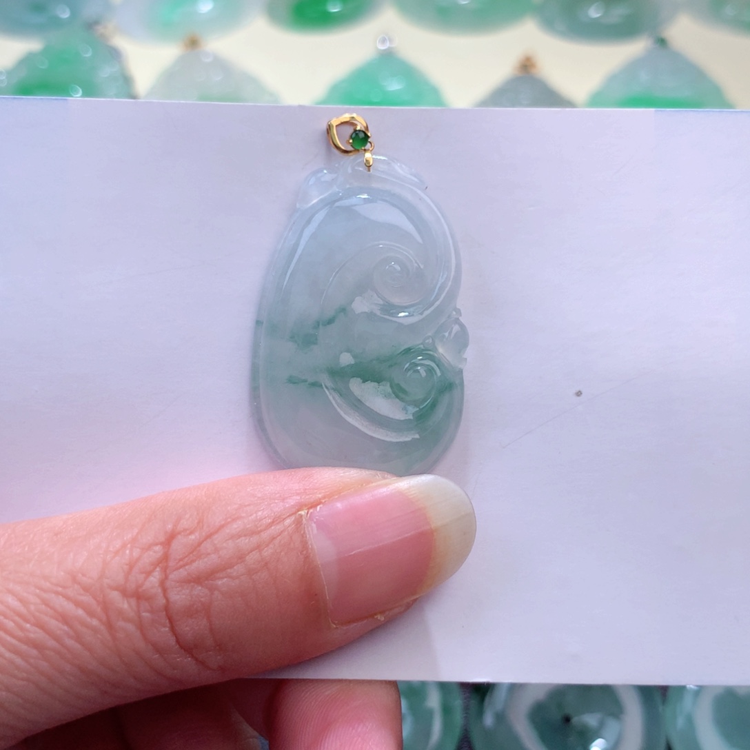 翡翠吊坠(不含链)18K金镶嵌