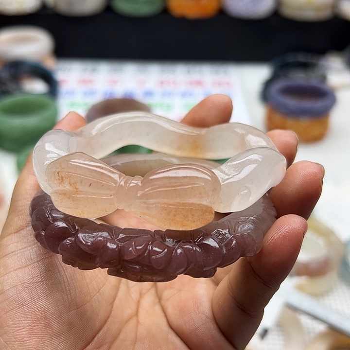 未镶嵌手镯石英岩玉?****ᴘ