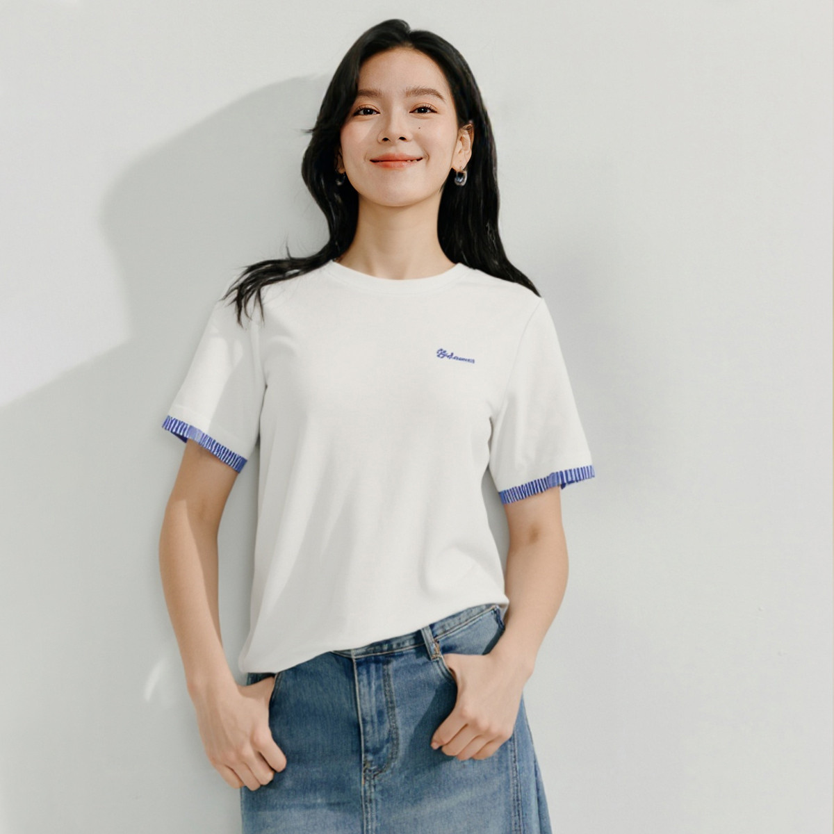 纯棉撞色格子袖口T恤女2025夏季百搭舒适休闲绣花短袖上衣