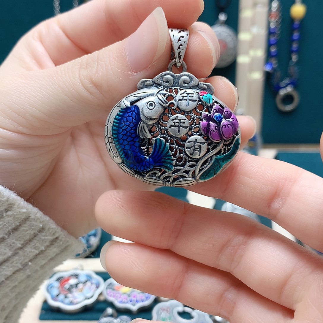 足银玻璃足银吊坠